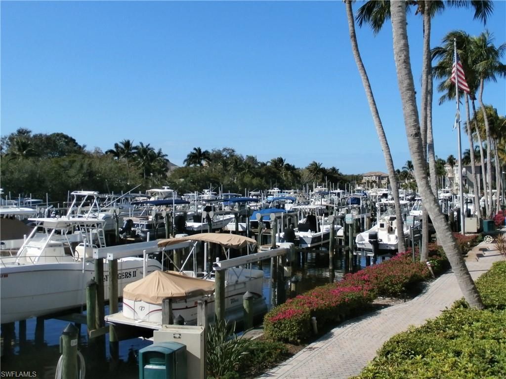 4125 Bayhead Dr, Unit 201, Bonita Springs, FL 34134 Photo