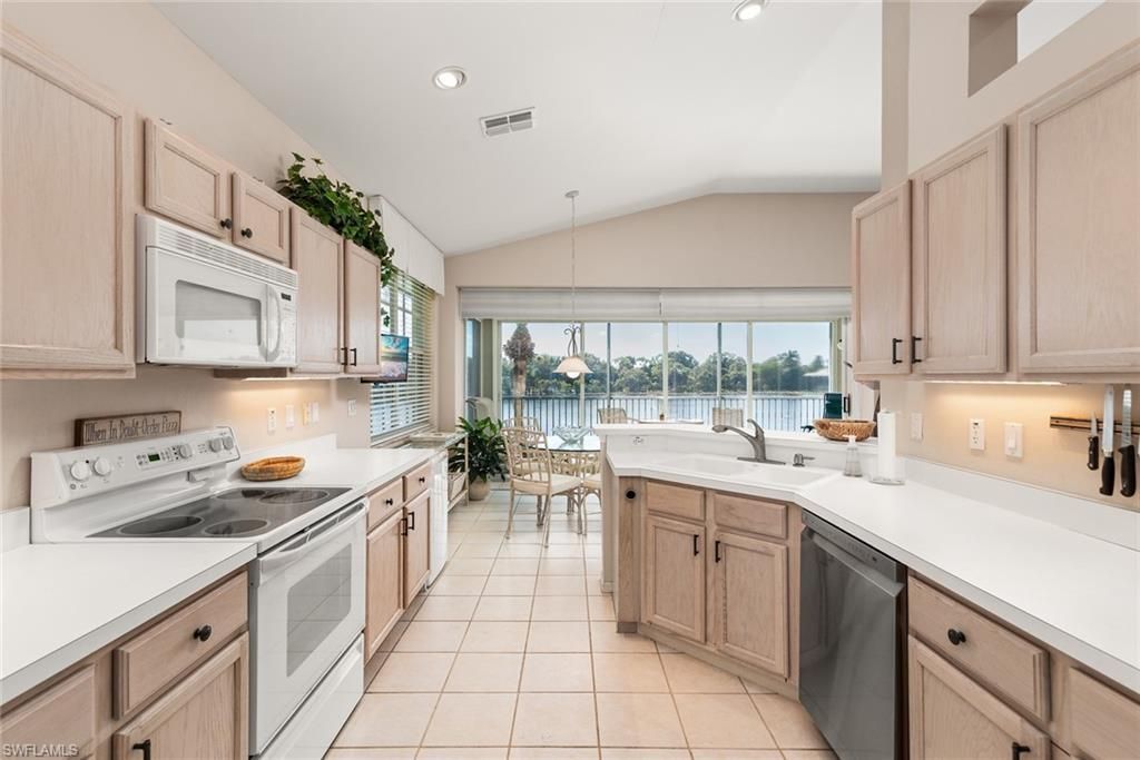 4125 Bayhead Dr, Unit 201, Bonita Springs, FL 34134 Photo