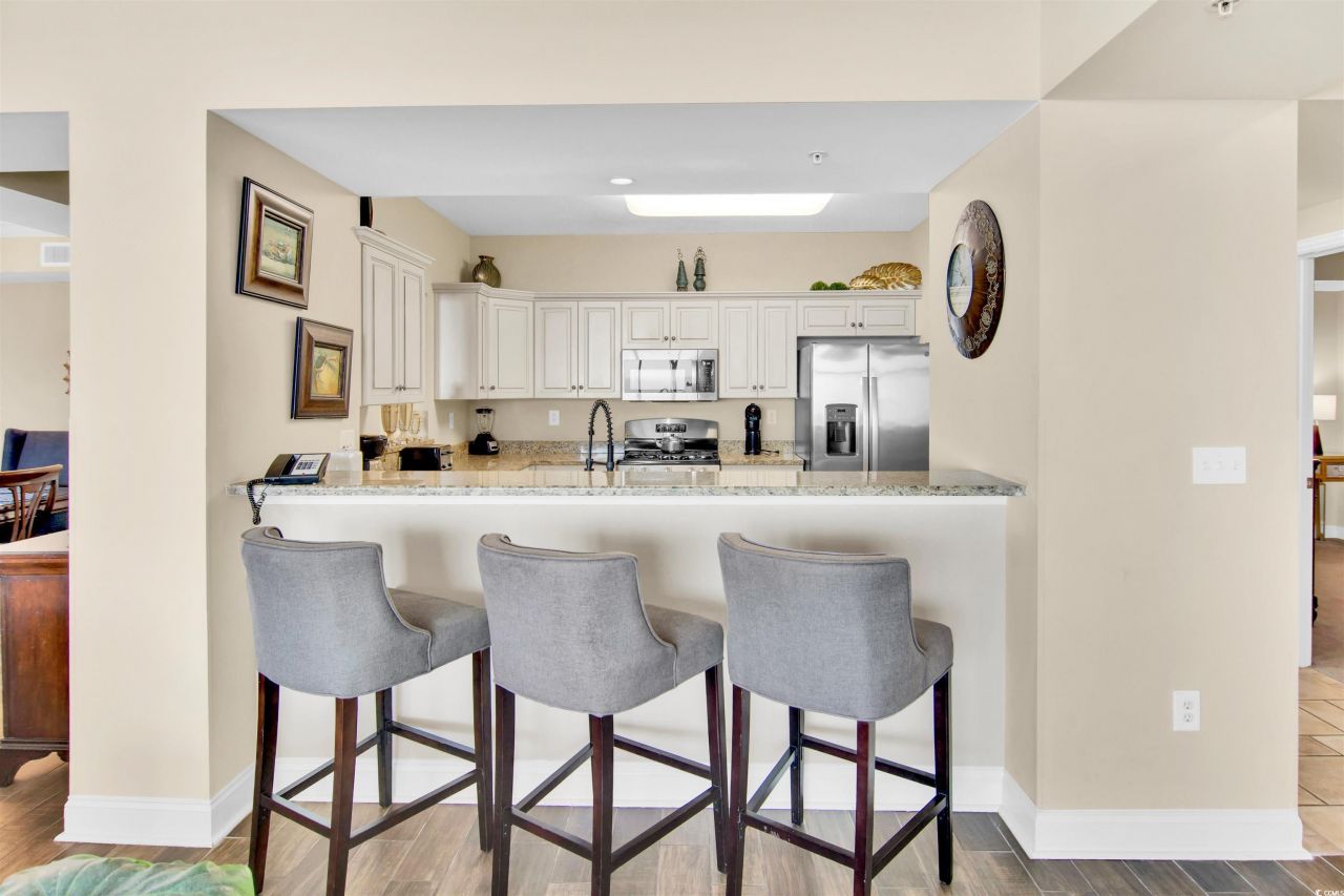 100 North Beach Blvd. Photo 13