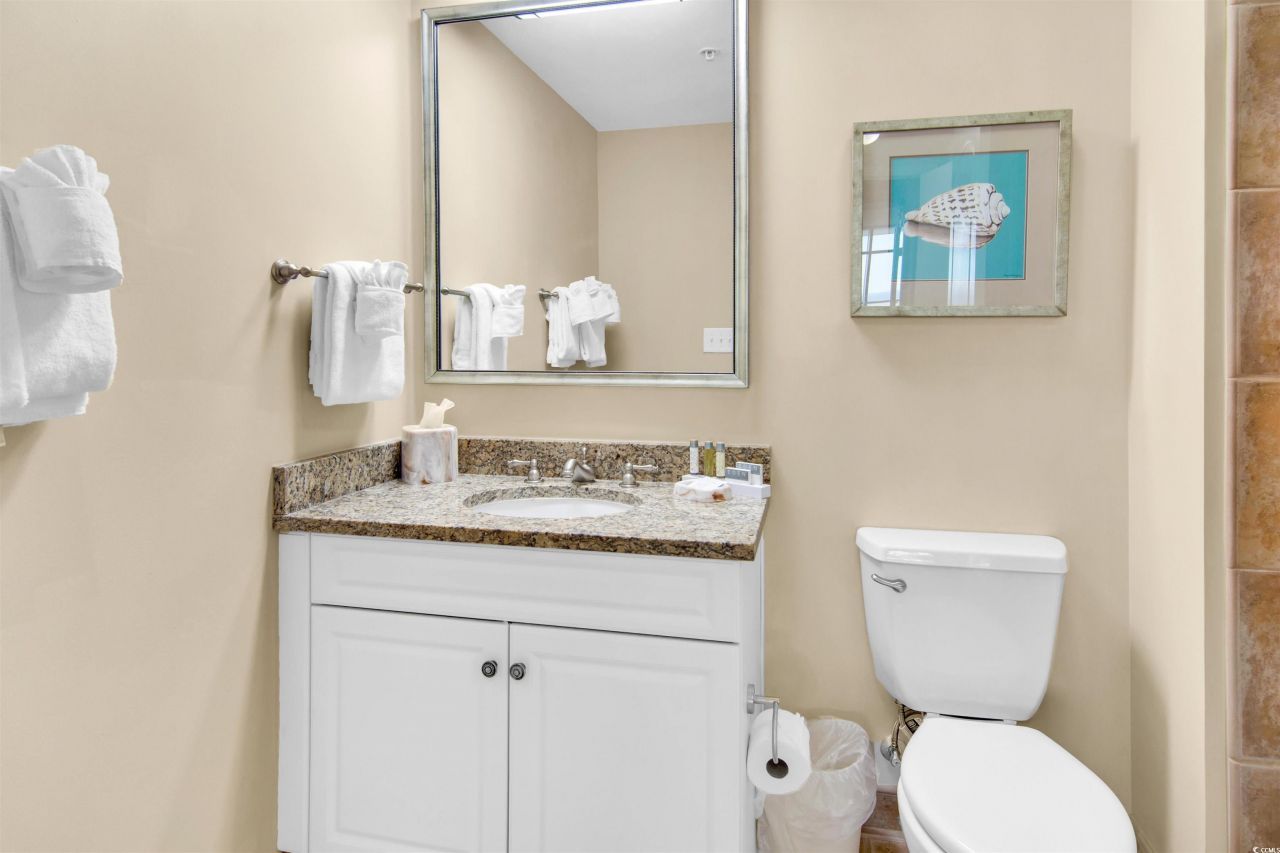 100 North Beach Blvd. Photo 32