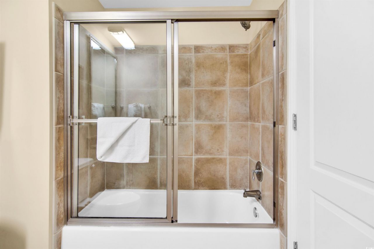 100 North Beach Blvd. Photo 33