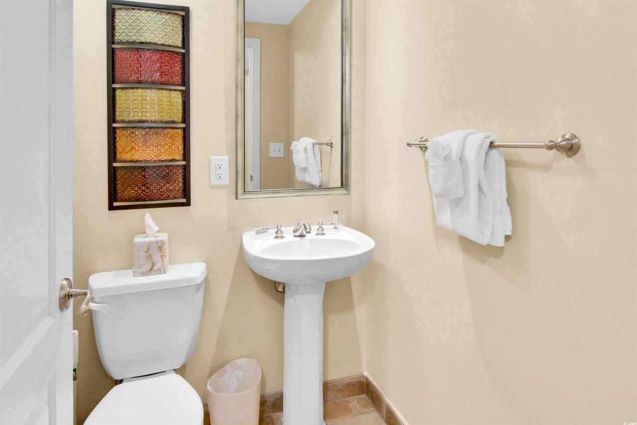 100 North Beach Blvd. Photo 6