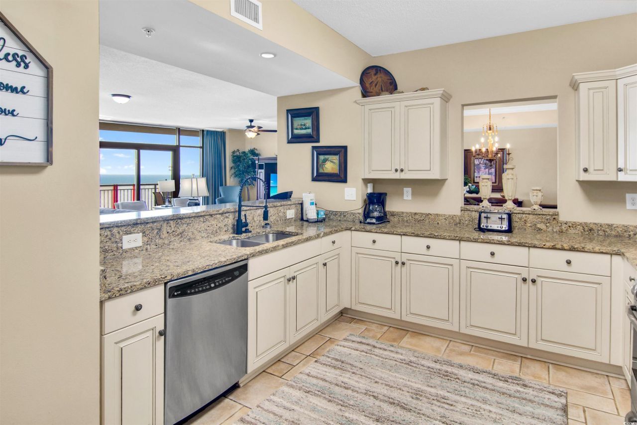 100 North Beach Blvd. Photo 7