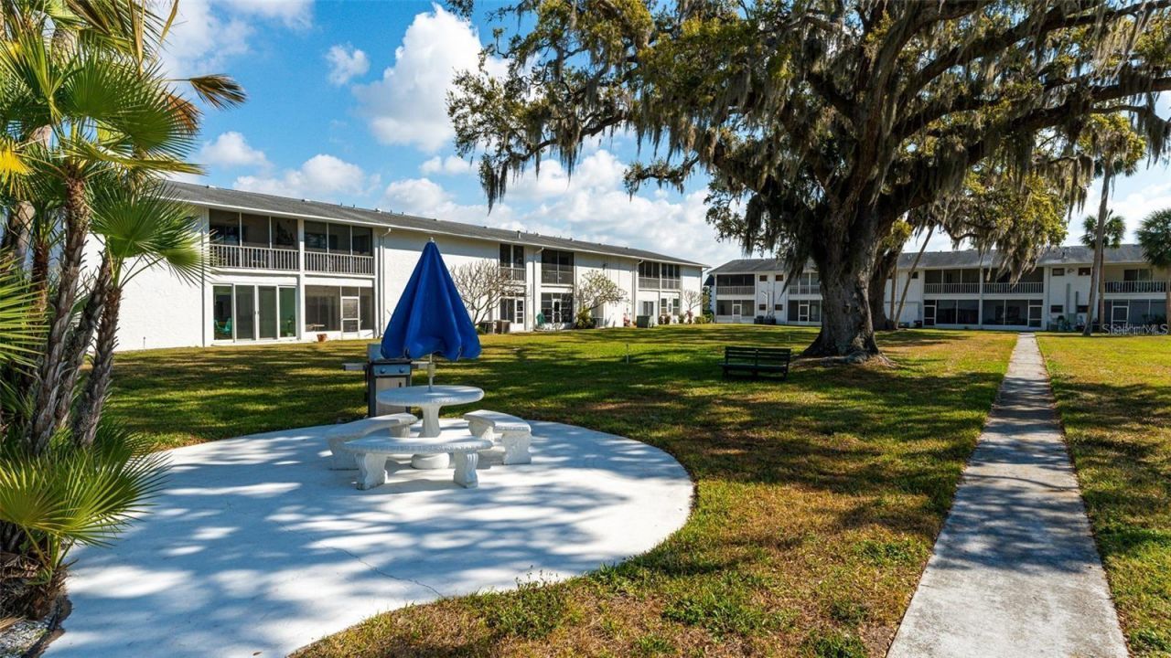 202 46th Avenue Terrace W, Unit 409, Bradenton, FL 34207 Photo