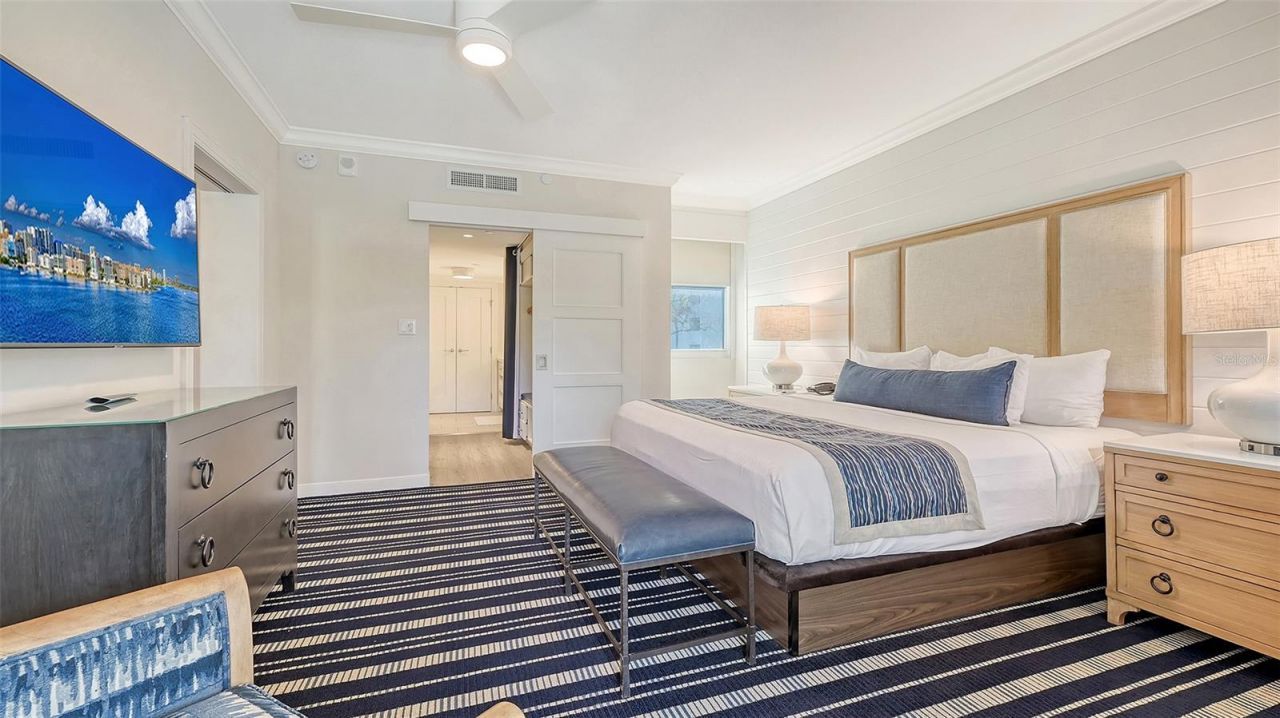 250 Sands Point Road, Unit 5101, Longboat Key, FL 34228 Photo