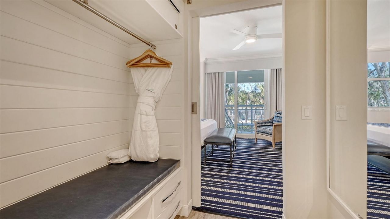250 Sands Point Road, Unit 5101, Longboat Key, FL 34228 Photo