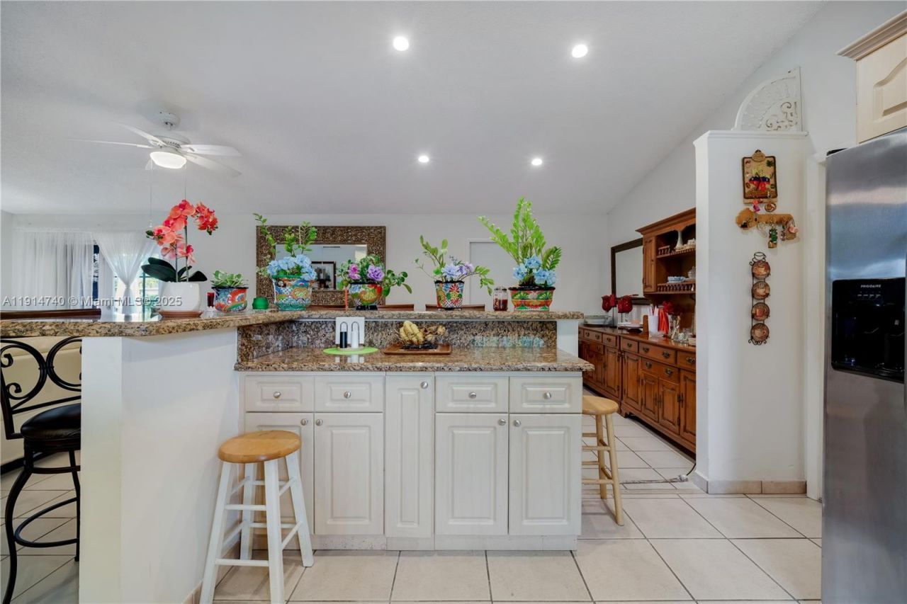 13249 SW 86th Ln, Miami, FL 33183 Photo