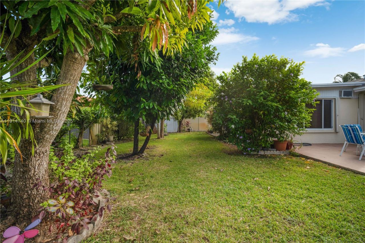 13249 SW 86th Ln, Miami, FL 33183 Photo