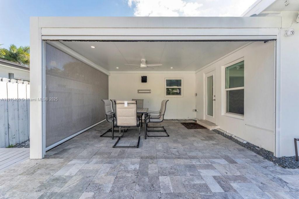 801 NE 19th Ter, Fort Lauderdale, FL 33304 Photo
