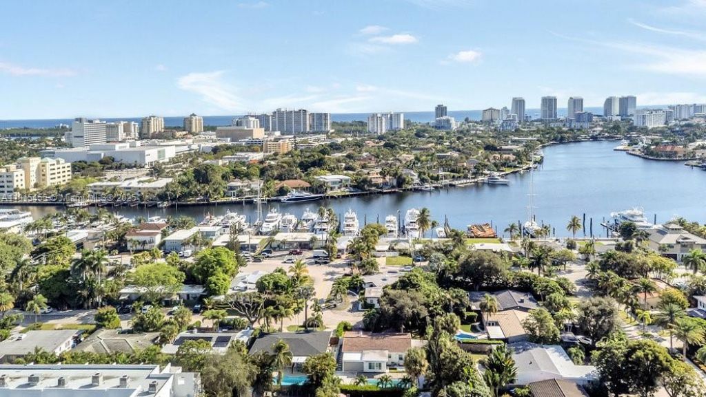 801 NE 19th Ter, Fort Lauderdale, FL 33304 Photo