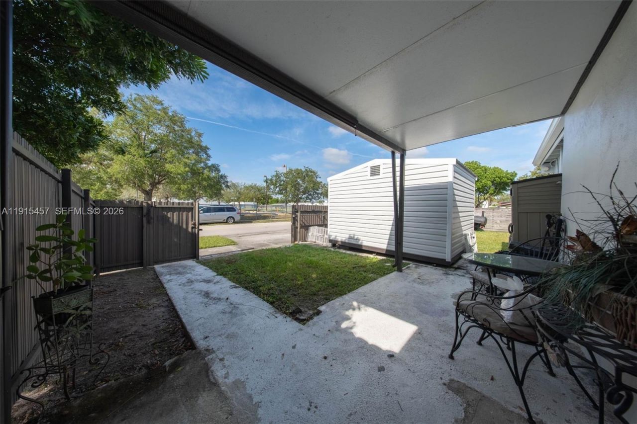 10431 SW 93rd St, Miami, FL 33176 Photo