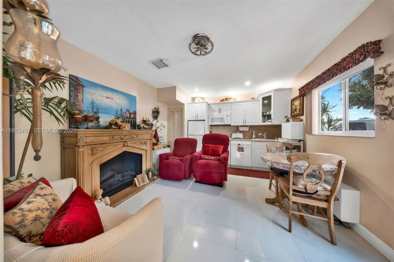 10431 SW 93rd St, Miami, FL 33176 Photo