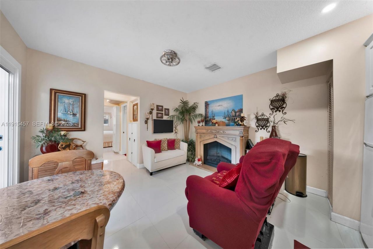 10431 SW 93rd St, Miami, FL 33176 Photo