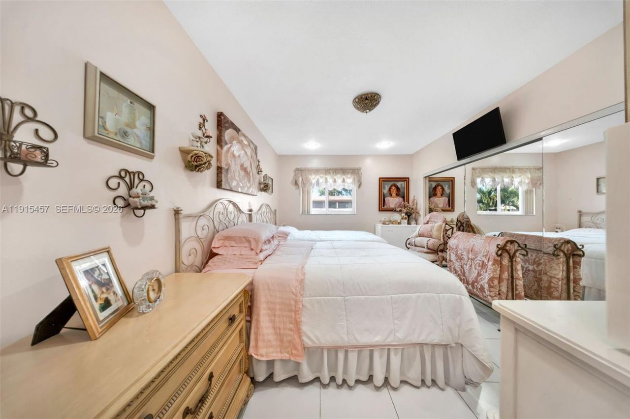 10431 SW 93rd St, Miami, FL 33176 Photo