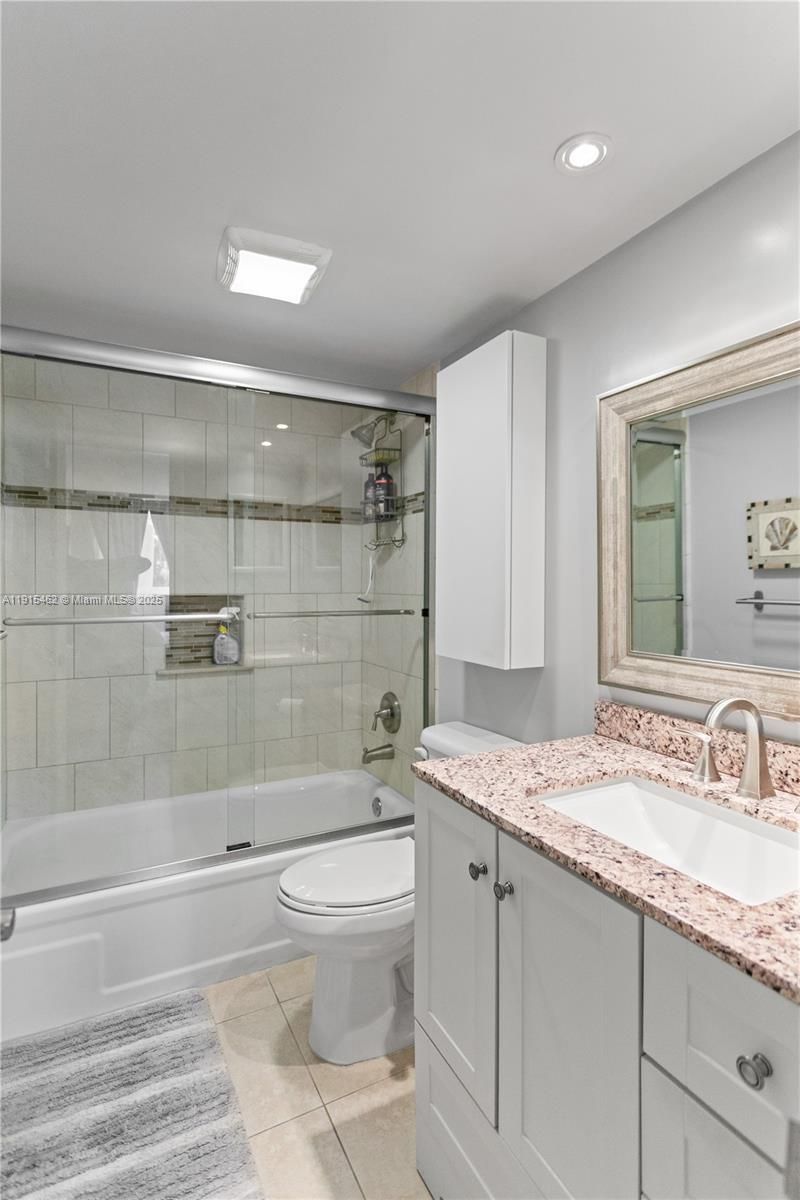 9820 S Hollybrook Lake Dr, Unit 16-105, Pembroke Pines, FL 33025 Photo