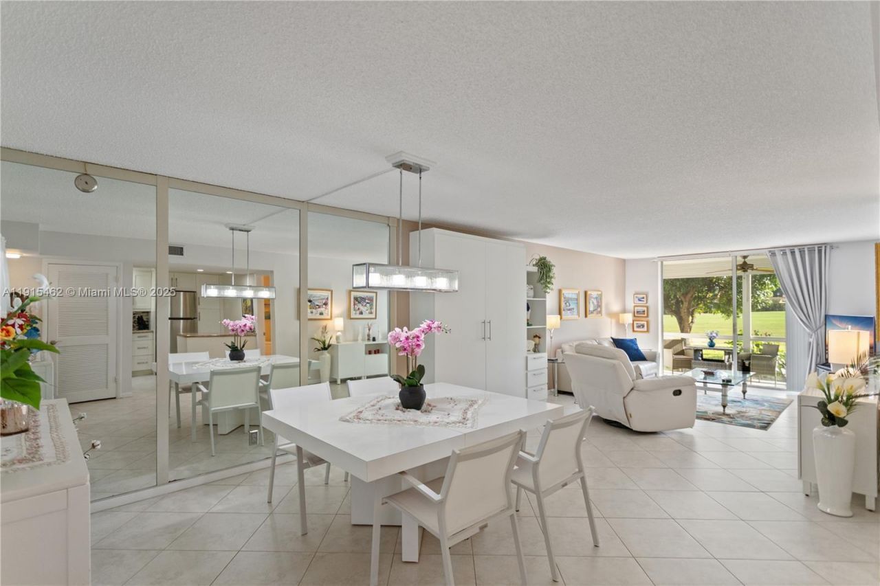 9820 S Hollybrook Lake Dr, Unit 16-105, Pembroke Pines, FL 33025 Photo