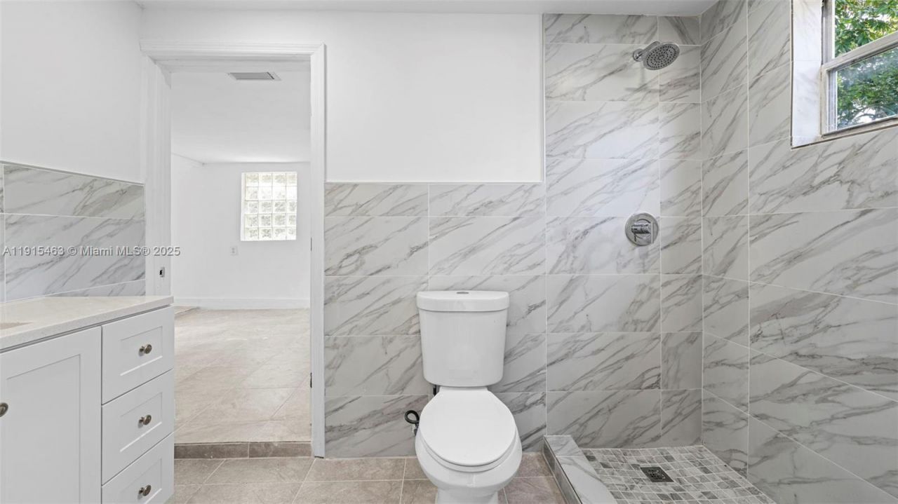 760 NW 126th St, North Miami, FL 33168 Photo