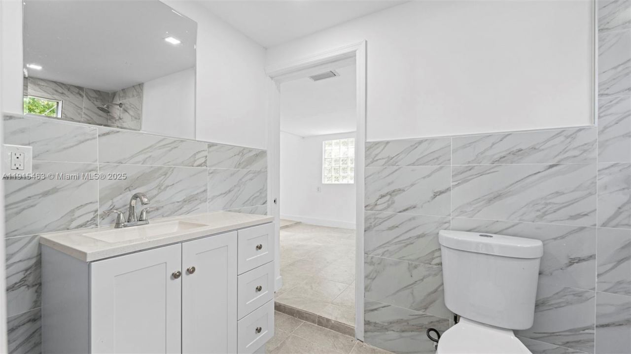 760 NW 126th St, North Miami, FL 33168 Photo