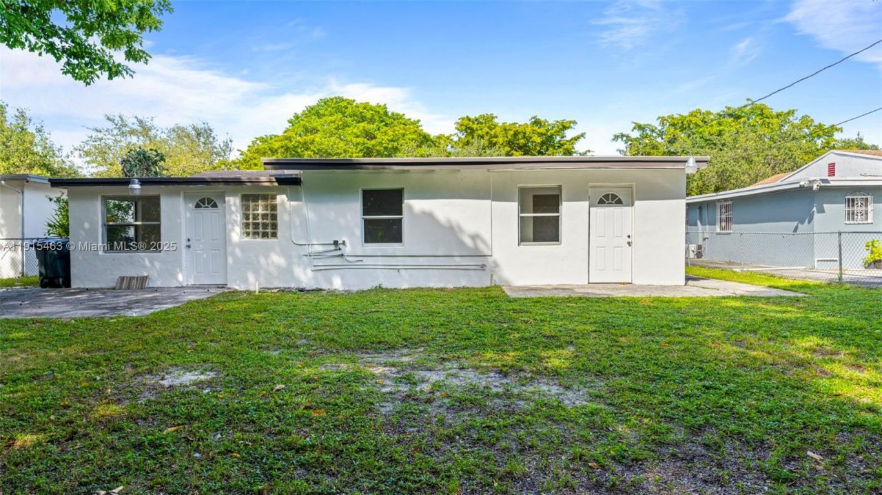 760 NW 126th St, North Miami, FL 33168 Photo