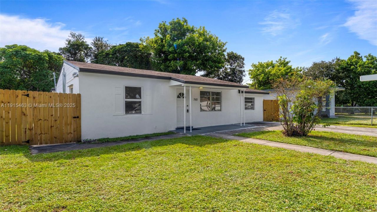 760 NW 126th St, North Miami, FL 33168 Photo