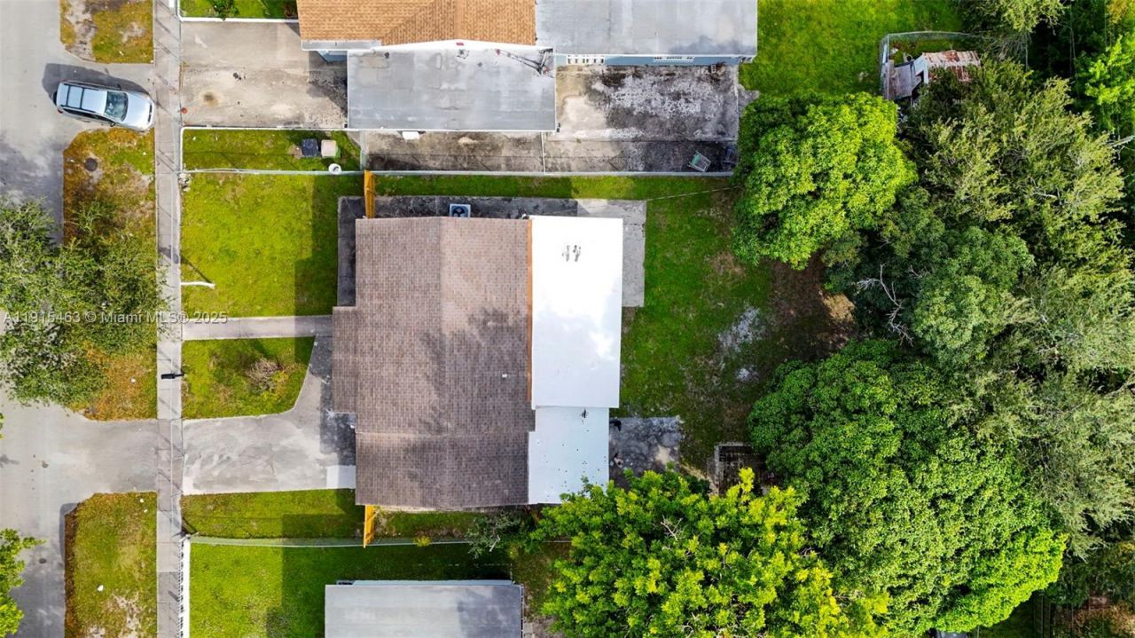 760 NW 126th St, North Miami, FL 33168 Photo