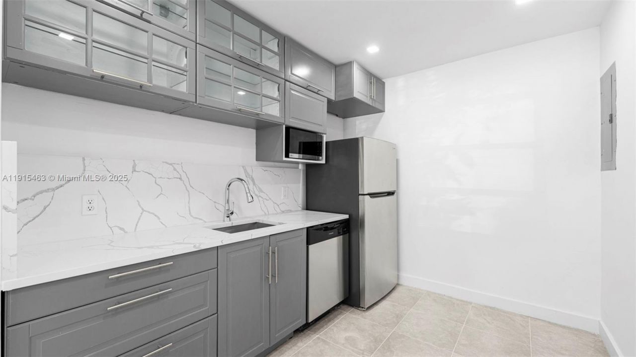 760 NW 126th St, North Miami, FL 33168 Photo