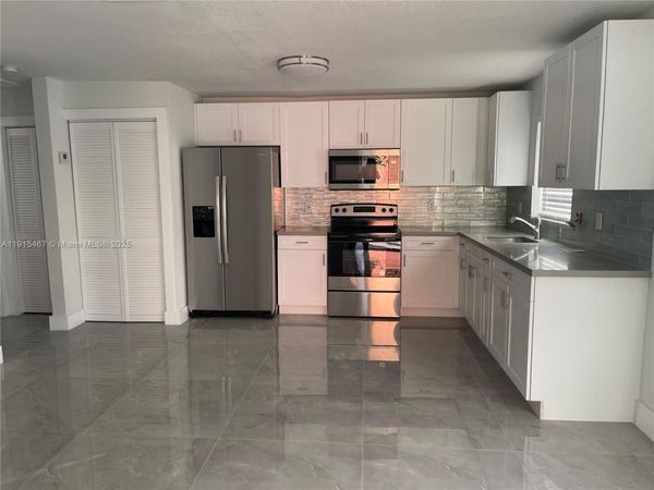4281 Riverside Dr, Unit 1, Coral Springs, FL 33065