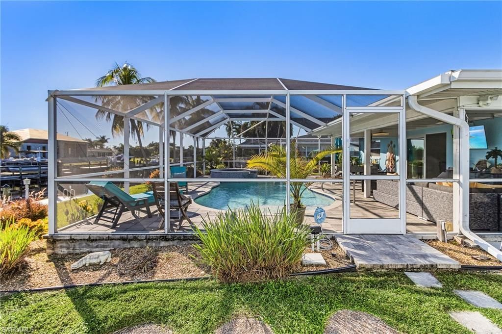 3005 SE 18th Ave, Cape Coral, FL 33904 Photo