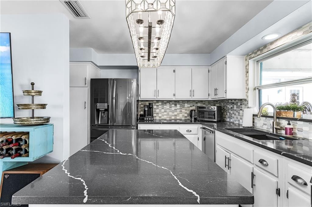 3005 SE 18th Ave, Cape Coral, FL 33904 Photo