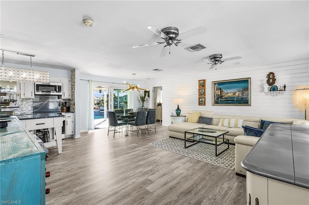 3005 SE 18th Ave, Cape Coral, FL 33904 Photo