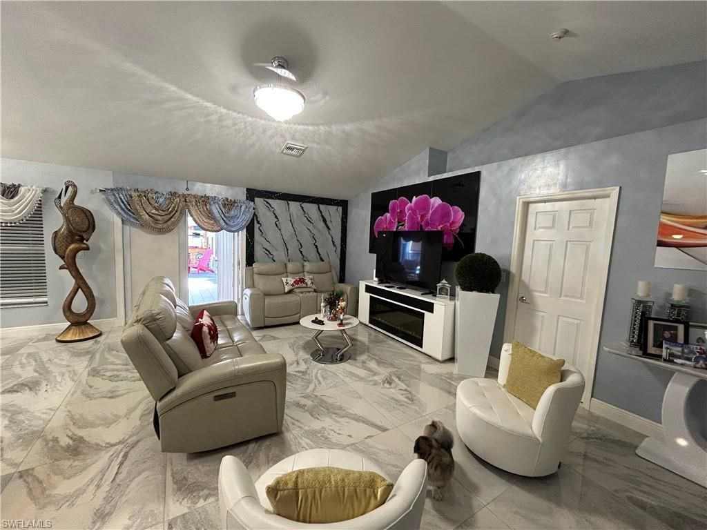 3907 16th St W, Lehigh Acres, FL 33971 Photo