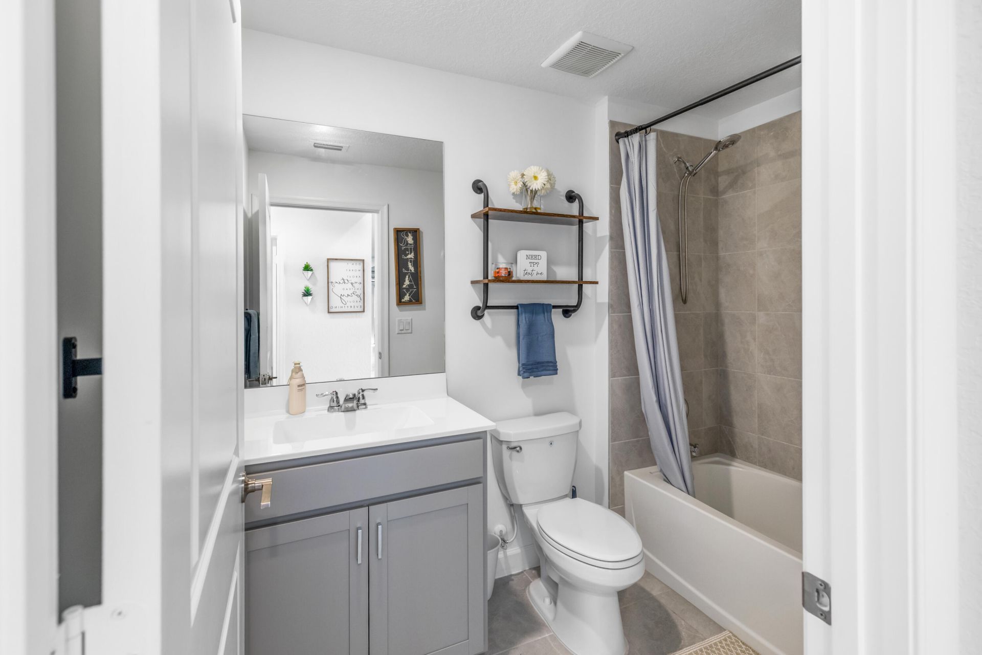 6309 NW Leafmore Lane, Port Saint Lucie, FL 34987 Photo