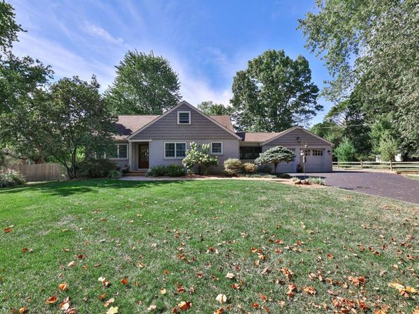 5801 Kenwood Road, Madeira, OH 45243