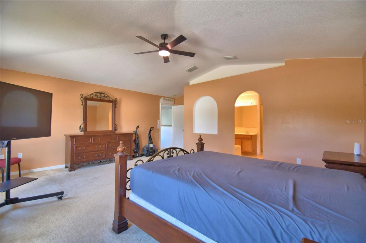 107 Shaddock Drive, Auburndale, FL 33823 Photo