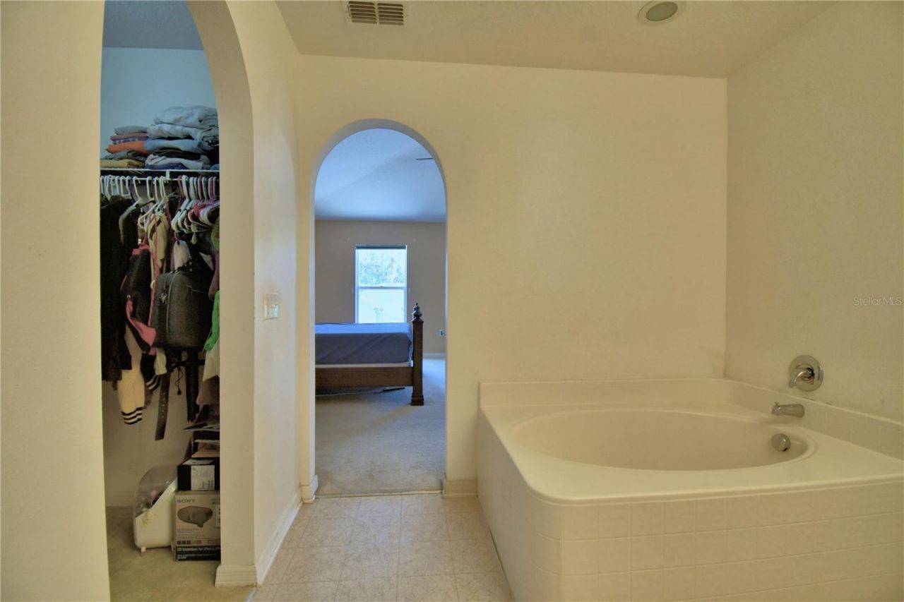 107 Shaddock Drive, Auburndale, FL 33823 Photo