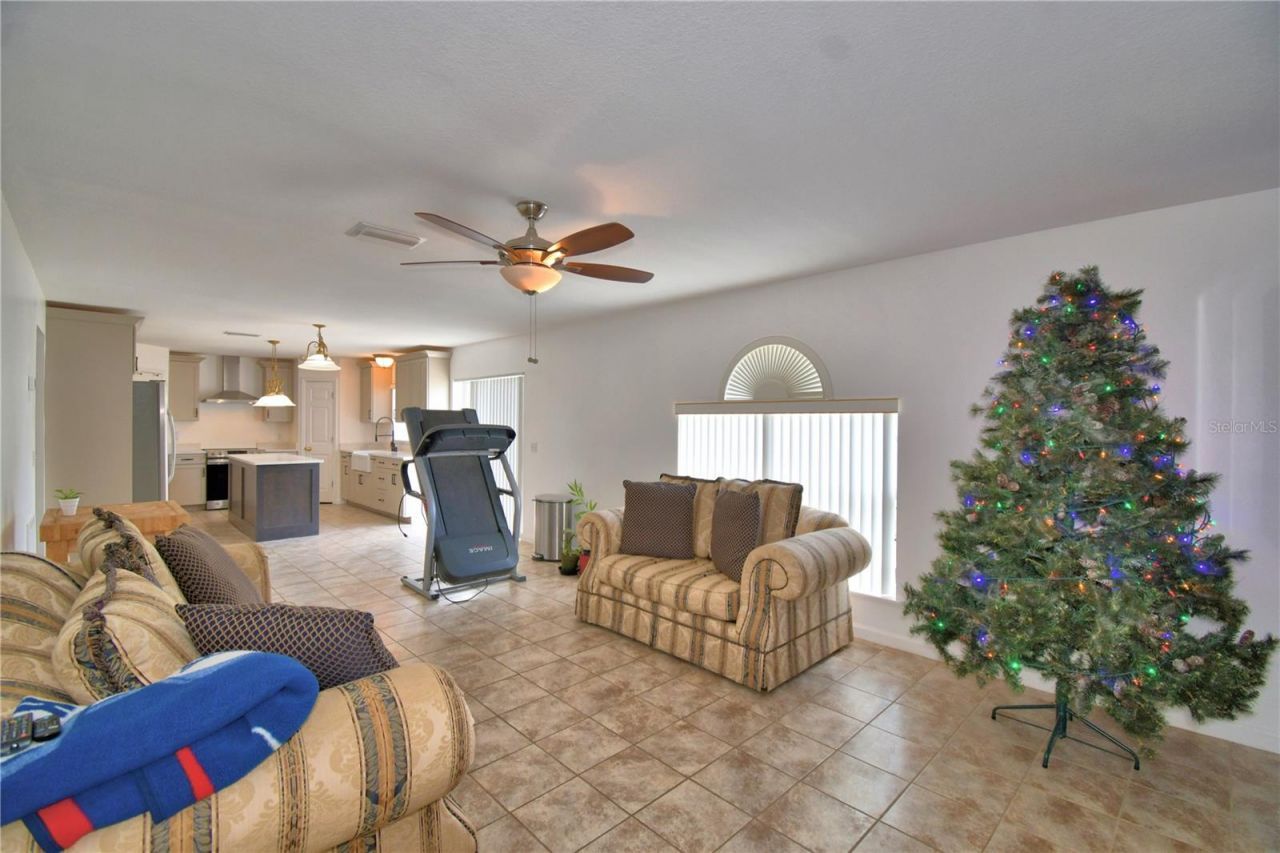 107 Shaddock Drive, Auburndale, FL 33823 Photo