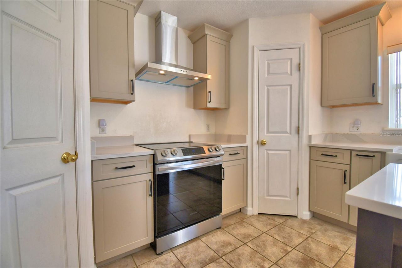 107 Shaddock Drive, Auburndale, FL 33823 Photo