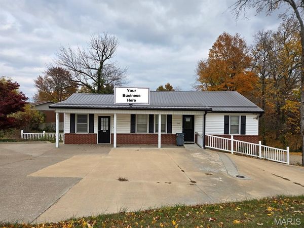 902 E Jackson Boulevard, Jackson, MO 63755