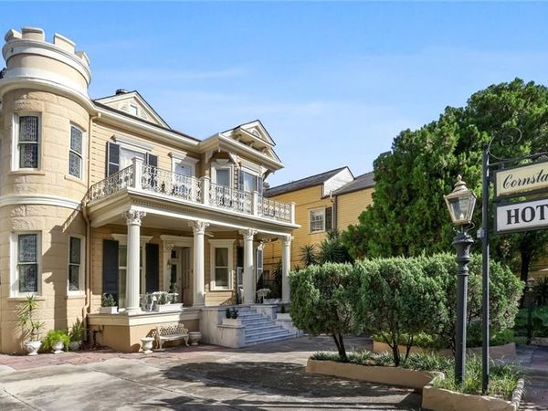 915 ROYAL Street, New Orleans, LA 70116