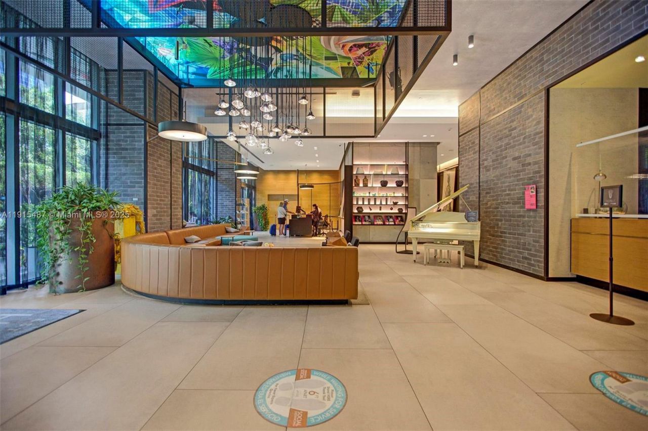 121 NE 34th St, Unit 1705, Miami, FL 33137 Photo