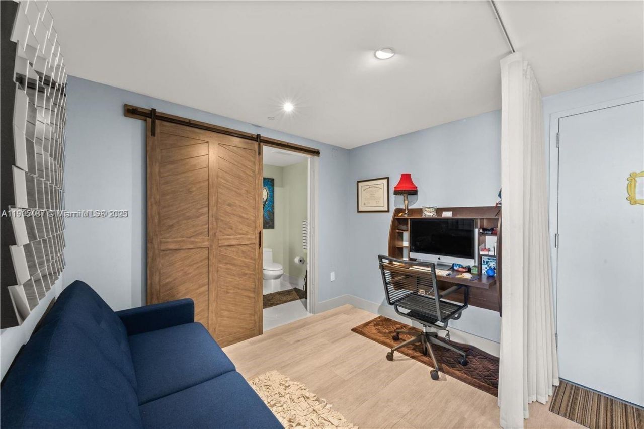 121 NE 34th St, Unit 1705, Miami, FL 33137 Photo