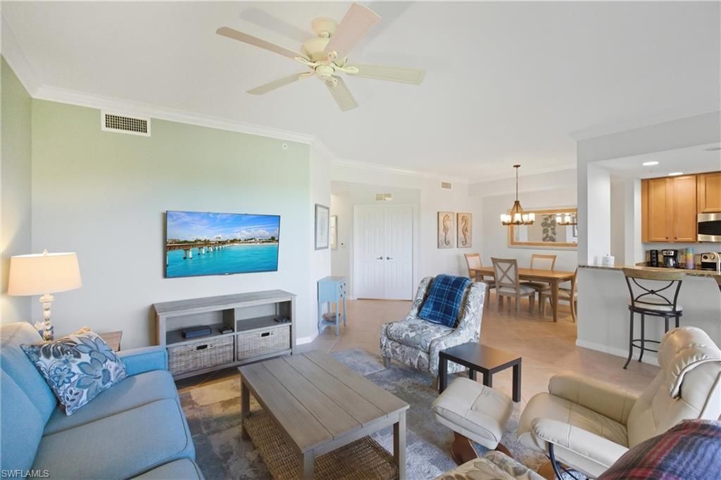 9844 Venezia Cir, Unit 714, Naples, FL 34113 Photo