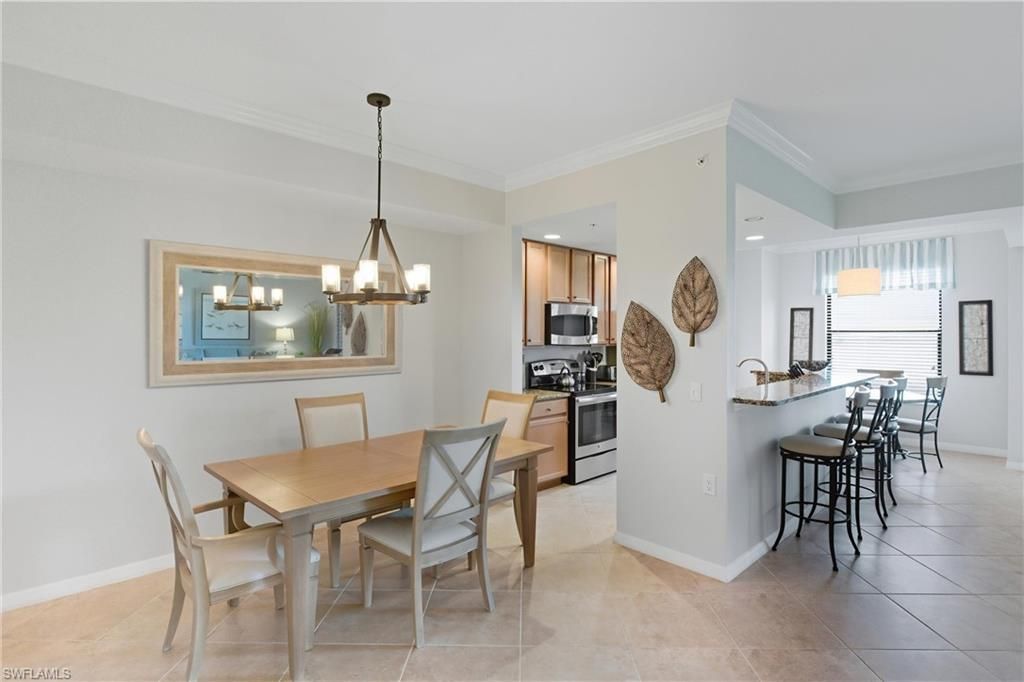 9844 Venezia Cir, Unit 714, Naples, FL 34113 Photo