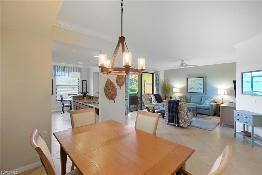 9844 Venezia Cir, Unit 714, Naples, FL 34113 Photo