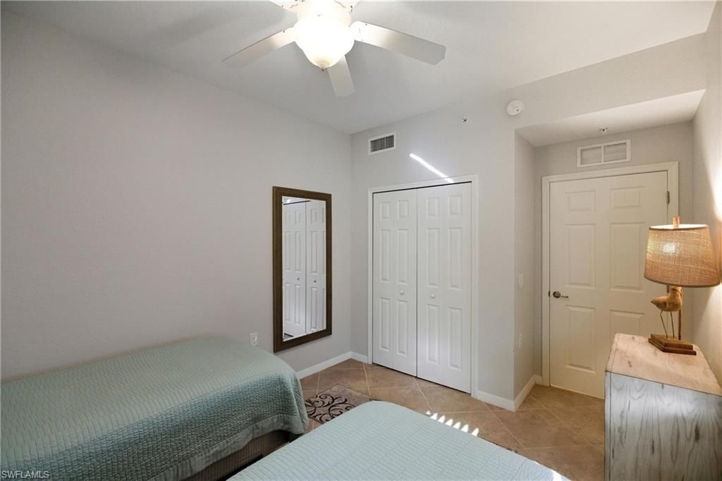 9844 Venezia Cir, Unit 714, Naples, FL 34113 Photo