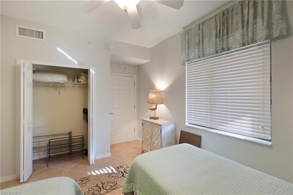 9844 Venezia Cir, Unit 714, Naples, FL 34113 Photo