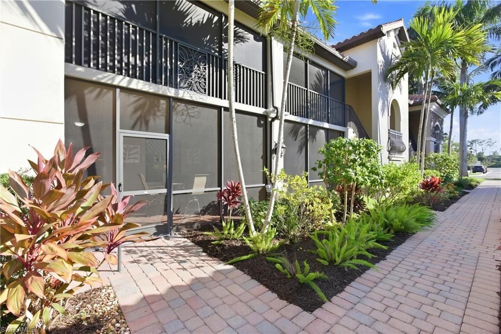 9844 Venezia Cir, Unit 714, Naples, FL 34113 Photo