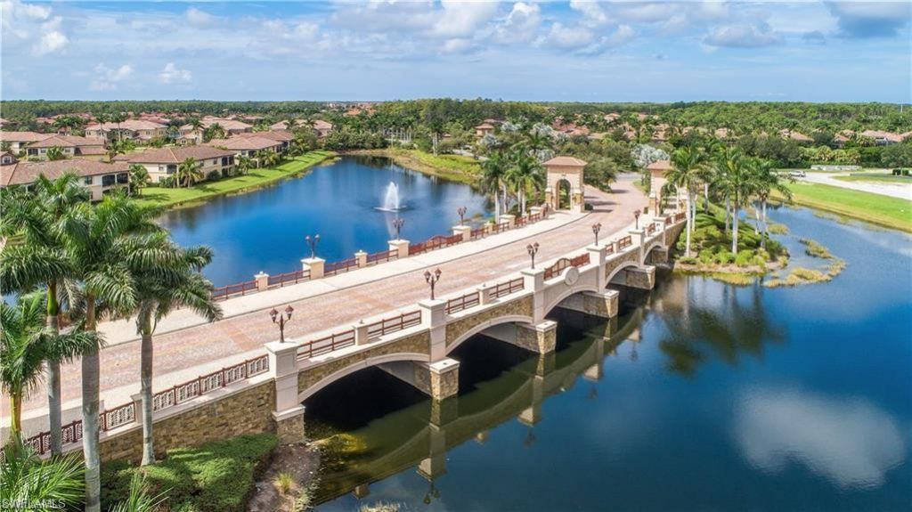 9844 Venezia Cir, Unit 714, Naples, FL 34113 Photo