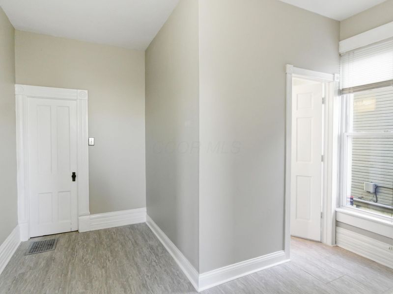 1070 Fair Avenue, Columbus, OH 43205 Photo 12