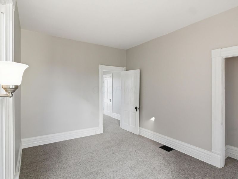 1070 Fair Avenue, Columbus, OH 43205 Photo 32